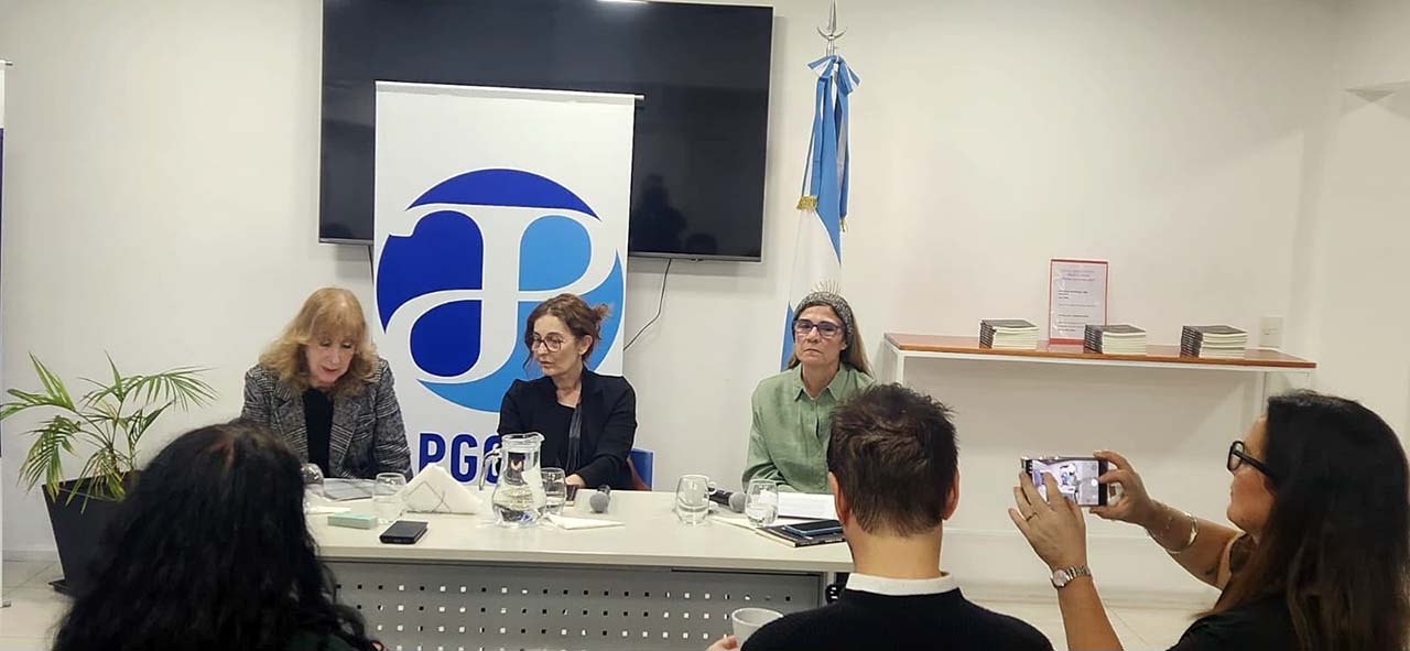 Presentación del Libro Mirar el abismo